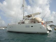 Lagoon 400-3 cabines : At anchor